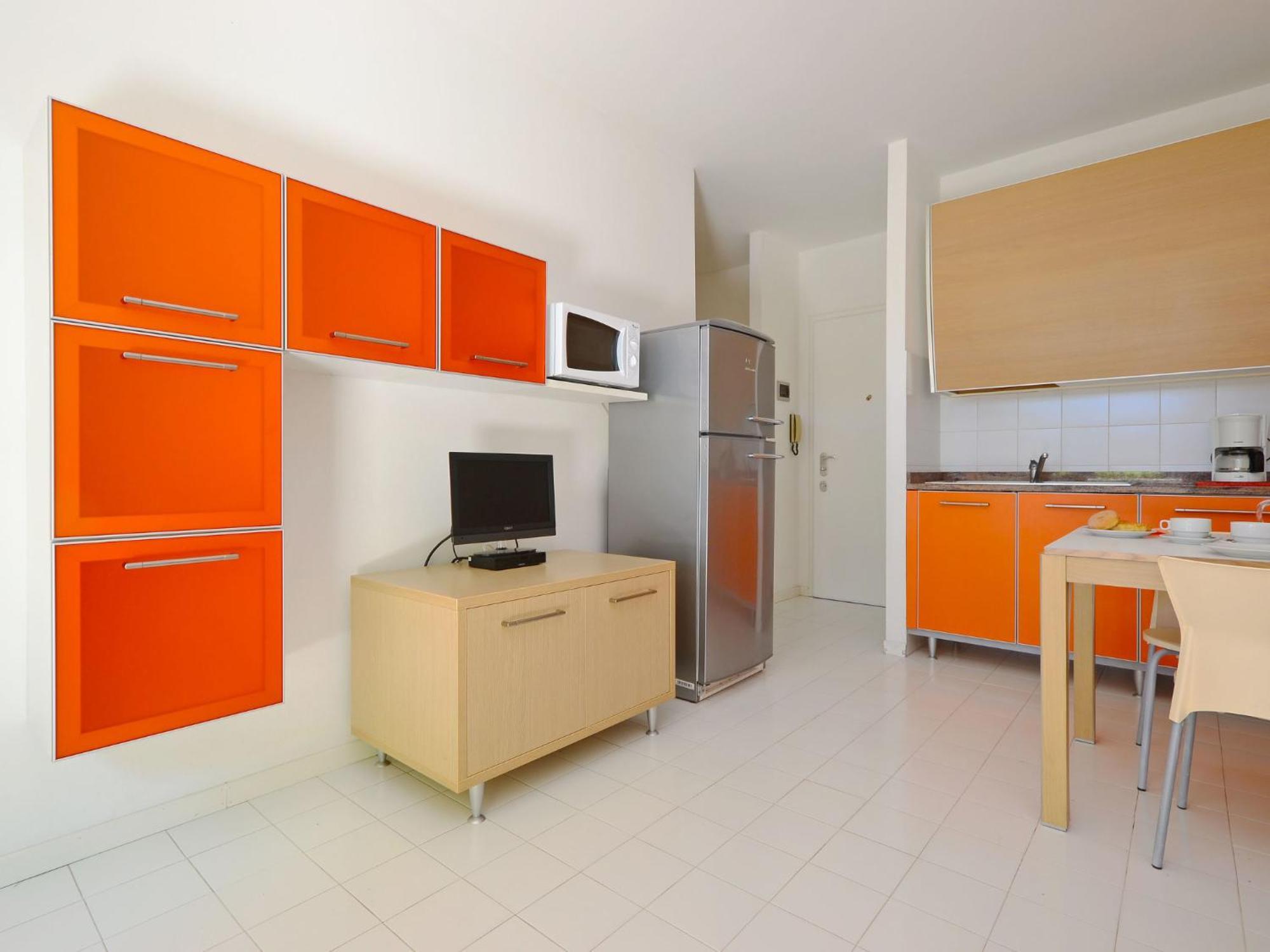 Apartment Parco Hemingway-1 By Interhome 利尼亚诺萨比亚多罗 外观 照片